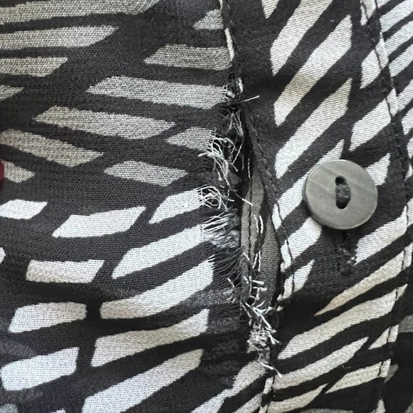 Lane Bryant Black White Striped Semi Sheer Roll Tab Blouse Size 22 24 - Picture 13 of 14